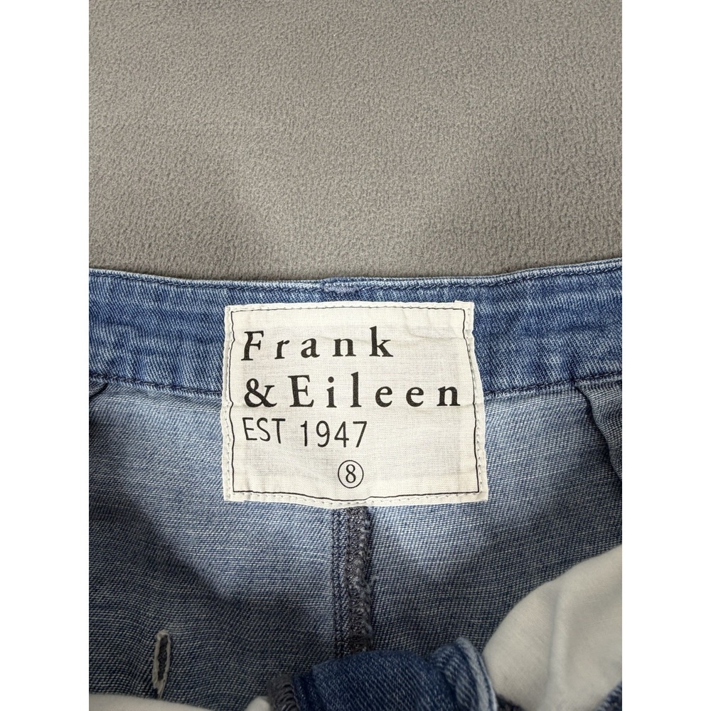 Frank & Eileen Waterford Denim Shorts Size 8 Blue Pleated Cotton Lightweight - Picture 2 of 8